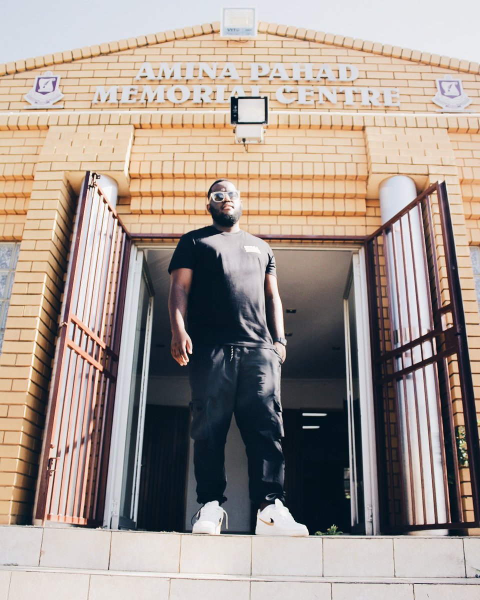 abiotmledwaba's tweet photo. Serving for the @FoundationChana makes my heart so full we work so hard throughout the year for these Magnificent moments.

📸: @ArtInTheMusic 

#KhuliChanaFoundation 
#KCF https://t.co/lTKUQ4DKdq