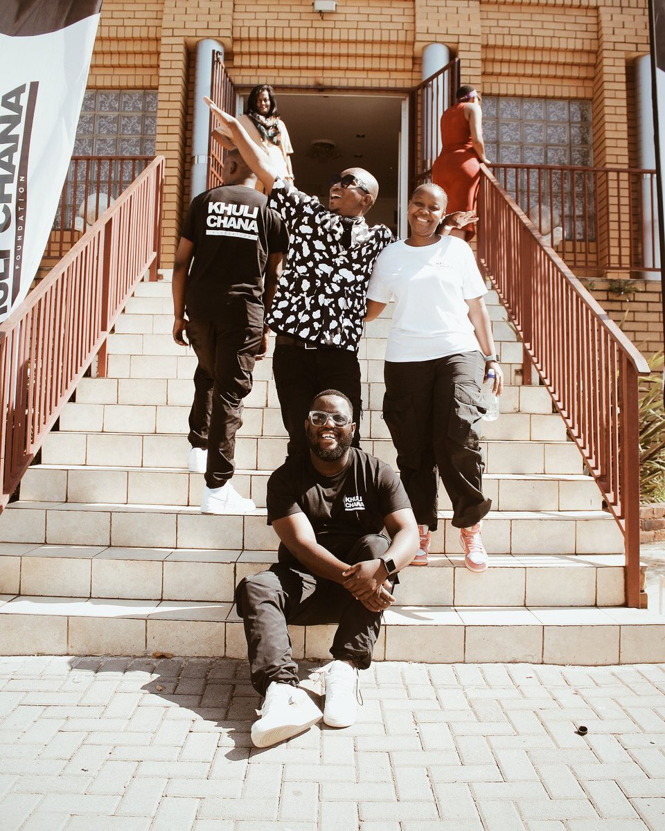 abiotmledwaba's tweet photo. Serving for the @FoundationChana makes my heart so full we work so hard throughout the year for these Magnificent moments.

📸: @ArtInTheMusic 

#KhuliChanaFoundation 
#KCF https://t.co/lTKUQ4DKdq