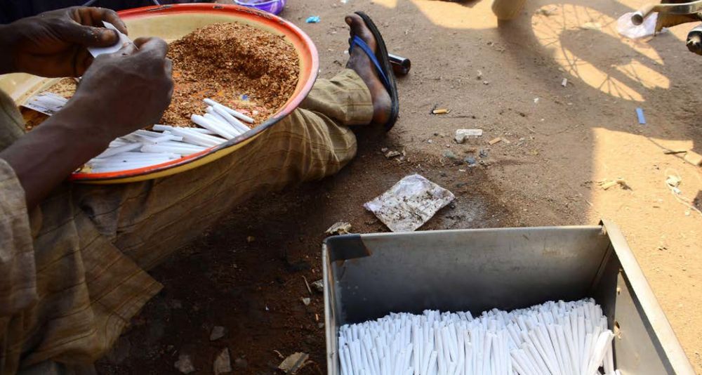 From transit point to market: #WestAfrica faces a surge in #cocaine and #syntheticdrugs. The region is grappling with the challenge, with #Ghana 🇬🇭 pioneering in #drugpolicy reforms. 

Read the full report now 👉 buff.ly/3w81pNB