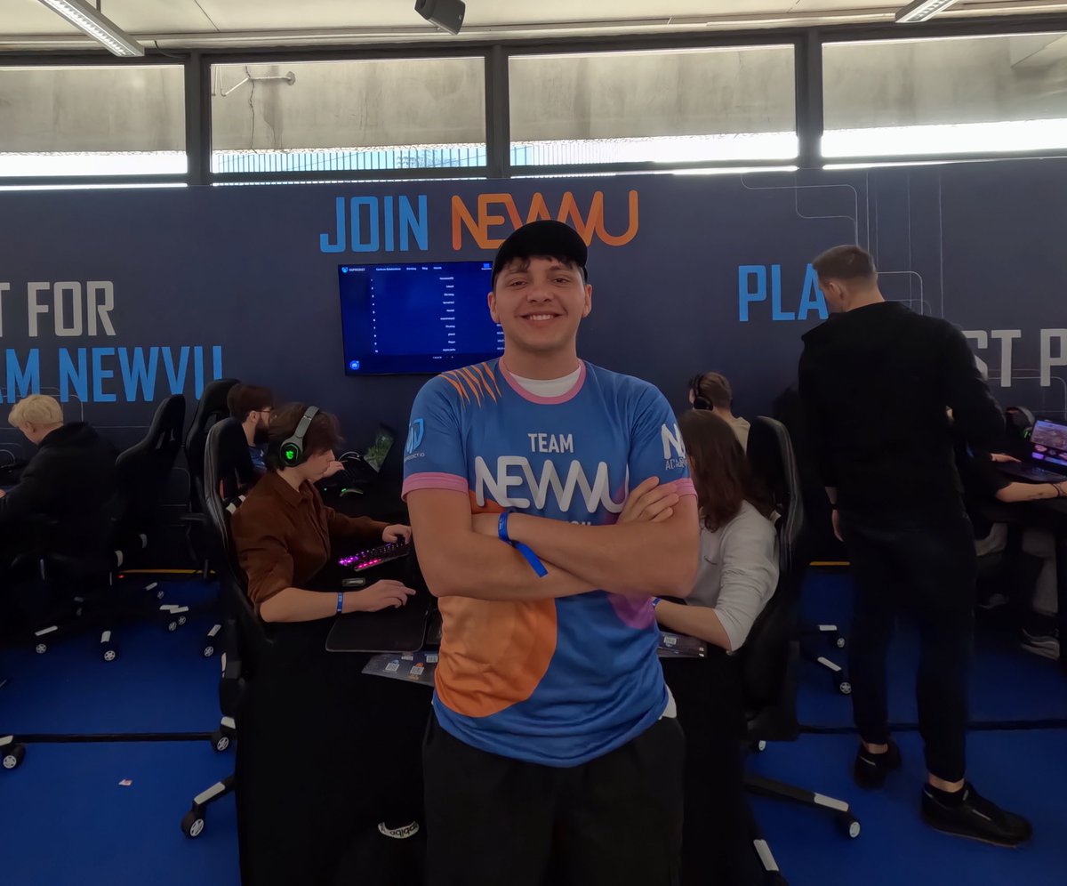 Newvu Academy tweet media