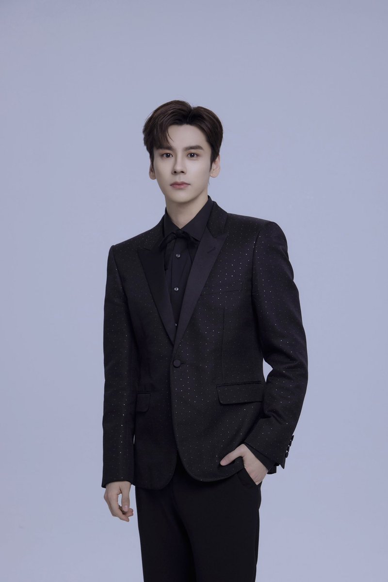 WzmOfficial_'s tweet photo. [🐉]

🏮龙年大吉 #ChineseNewYear 

#魏哲鸣 #魏哲鳴 #WeiZheming #위철명 #เว่ยเจ๋อหมิง #ウェイ・ジャーミン #MilesWei https://t.co/Lctmf2qmht
