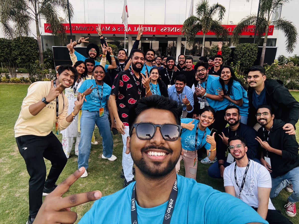 Prem_2310's tweet photo. Had a wonderful time with you all ✨✨
One of the best hackathon 🧑‍💻
@hackthisfall 
#HackThisFall2024 
#hackthisfall https://t.co/54NBM2S6Gl