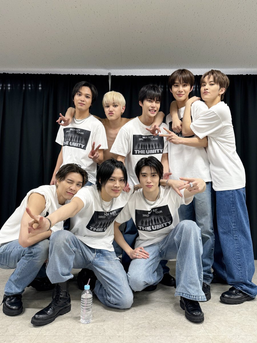 NCT 127 (@nctsmtown_127) on Twitter photo ์ค๋ ๊ณต์ฐ ์ ๋ง ์ ๋ง ์ง์ฌ์ผ๋ก ์ฆ๊ฑฐ์ ์ด์.
์ค๋๋ง์ ๋ง๋ ์ค์ฌ์นด ํฌ๋ถ๋ค ๋ฐ๊ฒจ์ฃผ์
์
๊ฐ์ฌํฉ๋๋ค. ์ ํฌ๋ฅผ ์์ํด ์ฃผ์๋ ๋งํผ
์ ํฌ๋ ์ด์ฌํ ์์ํ๊ณ ์์๊ฒ์
์ ๋ง ์ ๋ง ๊ณ ๋ง์์. - #DOYOUNG
ไปๆฅใฎๅ
ฌๆผใฏๆฌๅฝใซๆฌๅฝใซใๅฟใใๆฅฝใใใฃใใงใใ ์ค๋ ๊ณต์ฐ ์ ๋ง ์ ๋ง ์ง์ฌ์ผ๋ก ์ฆ๊ฑฐ์ ์ด์.
์ค๋๋ง์ ๋ง๋ ์ค์ฌ์นด ํฌ๋ถ๋ค ๋ฐ๊ฒจ์ฃผ์
์
๊ฐ์ฌํฉ๋๋ค. ์ ํฌ๋ฅผ ์์ํด ์ฃผ์๋ ๋งํผ
์ ํฌ๋ ์ด์ฌํ ์์ํ๊ณ ์์๊ฒ์
์ ๋ง ์ ๋ง ๊ณ ๋ง์์. - #DOYOUNG
ไปๆฅใฎๅ
ฌๆผใฏๆฌๅฝใซๆฌๅฝใซใๅฟใใๆฅฝใใใฃใใงใใ