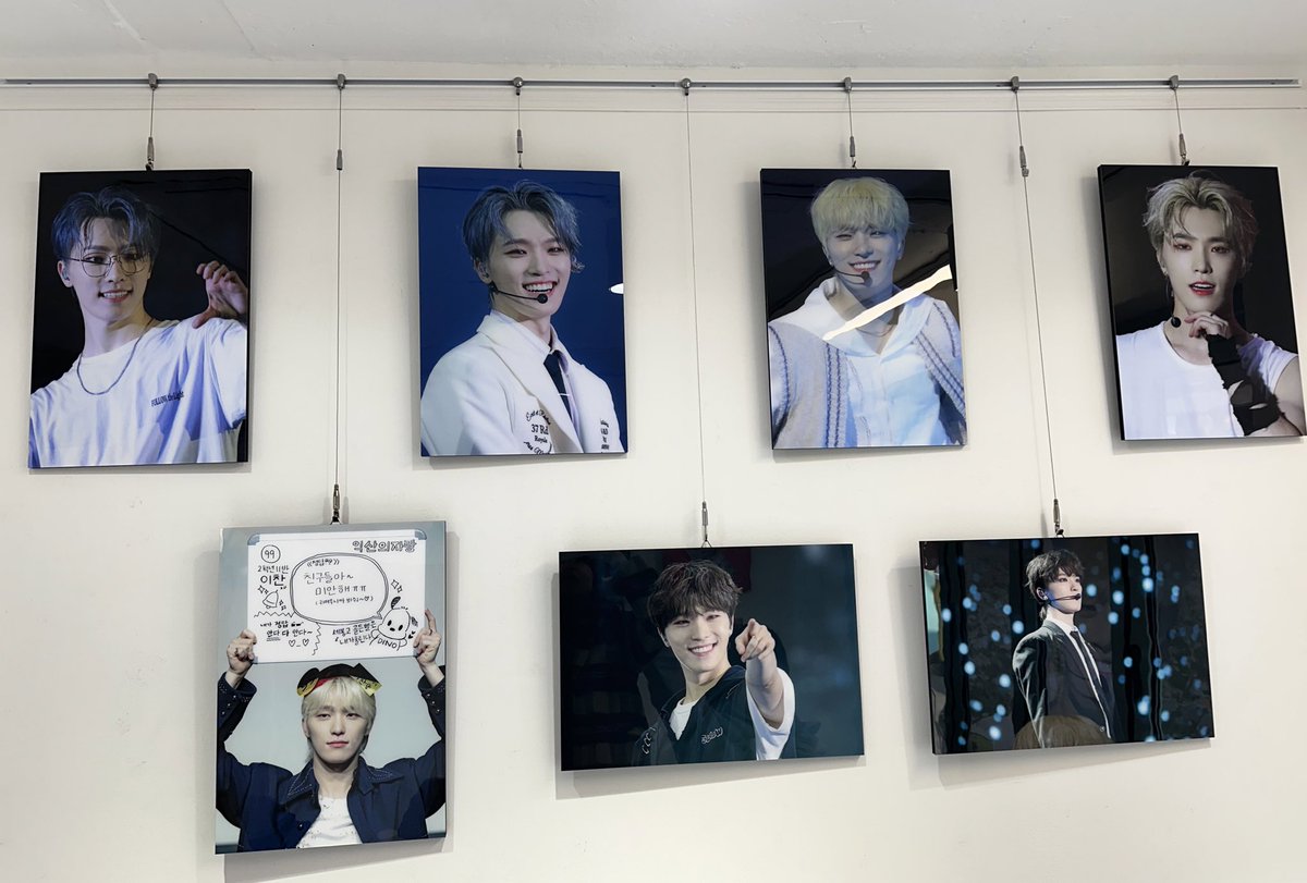 Hodi247's tweet photo. 📍카페 라래

밖에서부터 레몬디노가 반겨주는 곳🍋
작은공간에 내가 사랑하는 날들의 디노가 가득해서 너무 행복했다!
럭드의 인화사진들 이렇게 귀여워도 되는건가요🥹

#찬란한_사랑
#irreplaceable_love https://t.co/8oHH9KlWLG