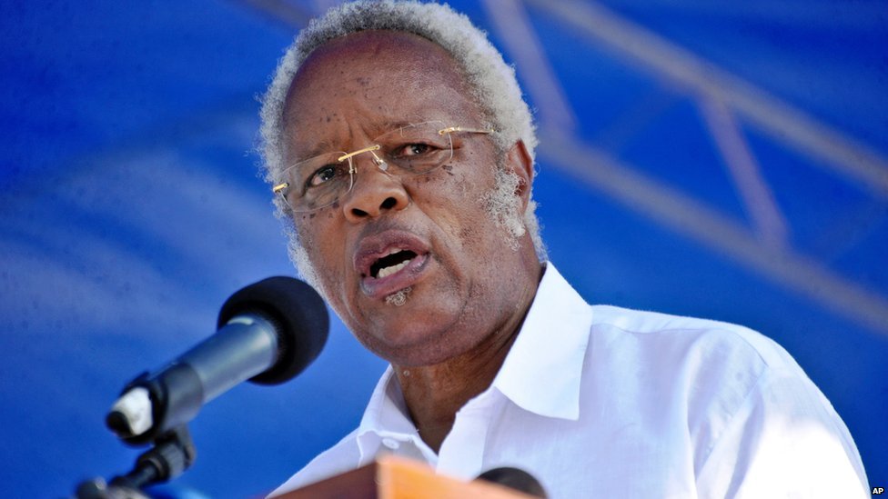 LoserianSamson's tweet photo. Umenifundisha kua NDOTO hupambaniwa hata Dunia nzima ikikugeuka. R.I.P Mzee wetu🥹#Mwenyezi Mungu ailaze Roho yako mahali pema peponi🕊️
#RIP #Lowasa #Monduli
#Ayubu 1:21c, https://t.co/ERc8aXdWhd