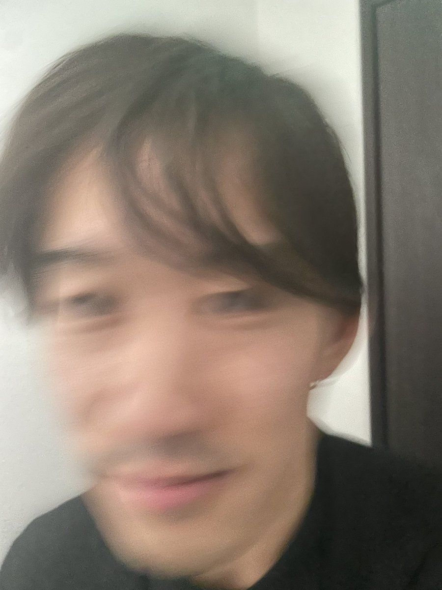 apes_cmt's tweet photo. 皆様お元気ですか？

ライブまでもう少し！！

ということで
「すごい速さで動くもーりー」
置いておきますね https://t.co/IBzQOU6L36