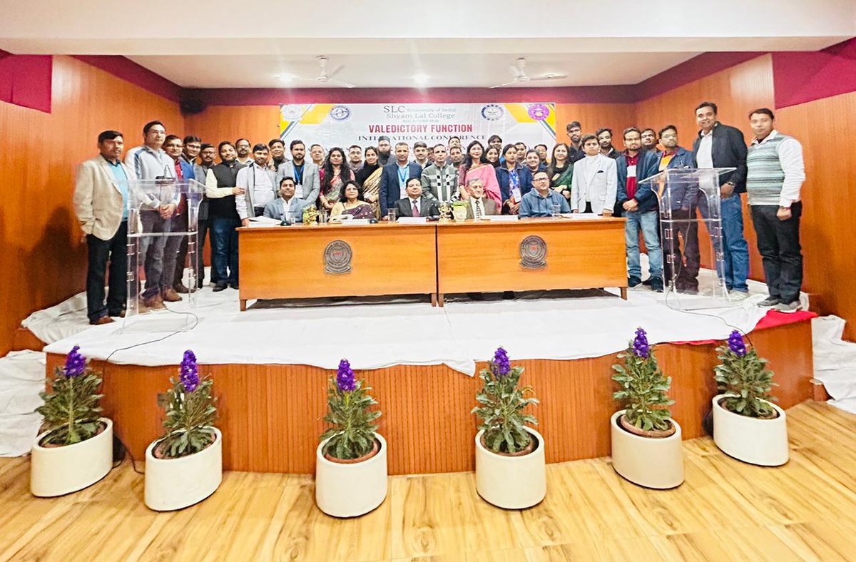 college_slc's tweet image. 🎓 The curtain falls on a triumphant note as ICAPAM@2024 concludes its valedictory program, marking 3 days of insightful discussions and scholarly exchanges pure and applied Mathematics. Gratitude abounds for unwavering support and participation from all corners. 🌸🙏🏻