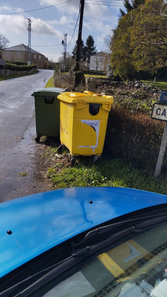 Anda o PP moi nervioso estes días...

Que rabeen. 
Poden xogar sucio se queren. 
Só saben facer iso.

Nós seguiremos percorrendo as parroquias, falando coa veciñanza e convencendo de que outra maneira de facer política é posíbel.

Temos máis cartaces para o sitio deses... 😉