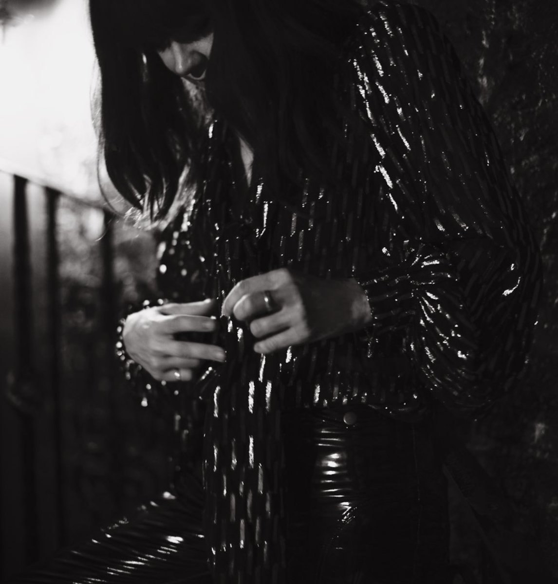 latest show is up >> new from <a href="/TheDandyWarhols/">The Dandy Warhols</a> <a href="/sunnamargret/">Sunna Margrét</a> <a href="/topographiesSF/">topographies</a> <a href="/FatWhiteFamily/">Fat White Family</a> <a href="/TheKVB/">The KVB</a> <a href="/peakinglights/">peaking lights</a> <a href="/rideox4/">RIDE</a> <a href="/TheFaunsBand/">The Fauns</a>  <a href="/cruushband/">cruush</a> #revivalseason <a href="/MiloKorbenski/">Milo Korbenski</a> <a href="/tysegall/">Ty Segall</a> +more plus guest mix from <a href="/ACID_KLAUS/">ACID_KLAUS</a>  

listen here >> mixcloud.com/sohoradio/simo…