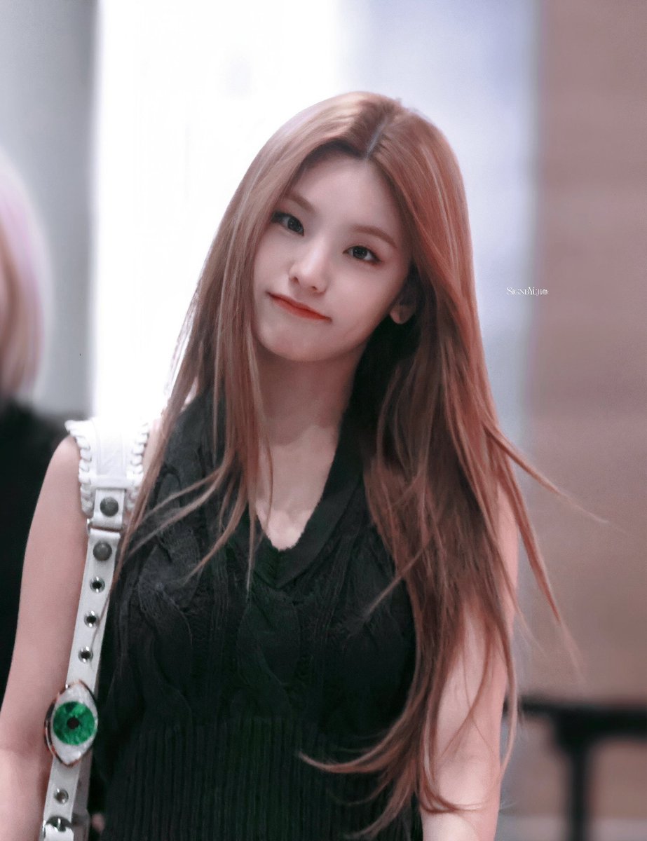 anelysiaa's tweet photo. cantikkkkkkk https://t.co/Hj48ZdMN68