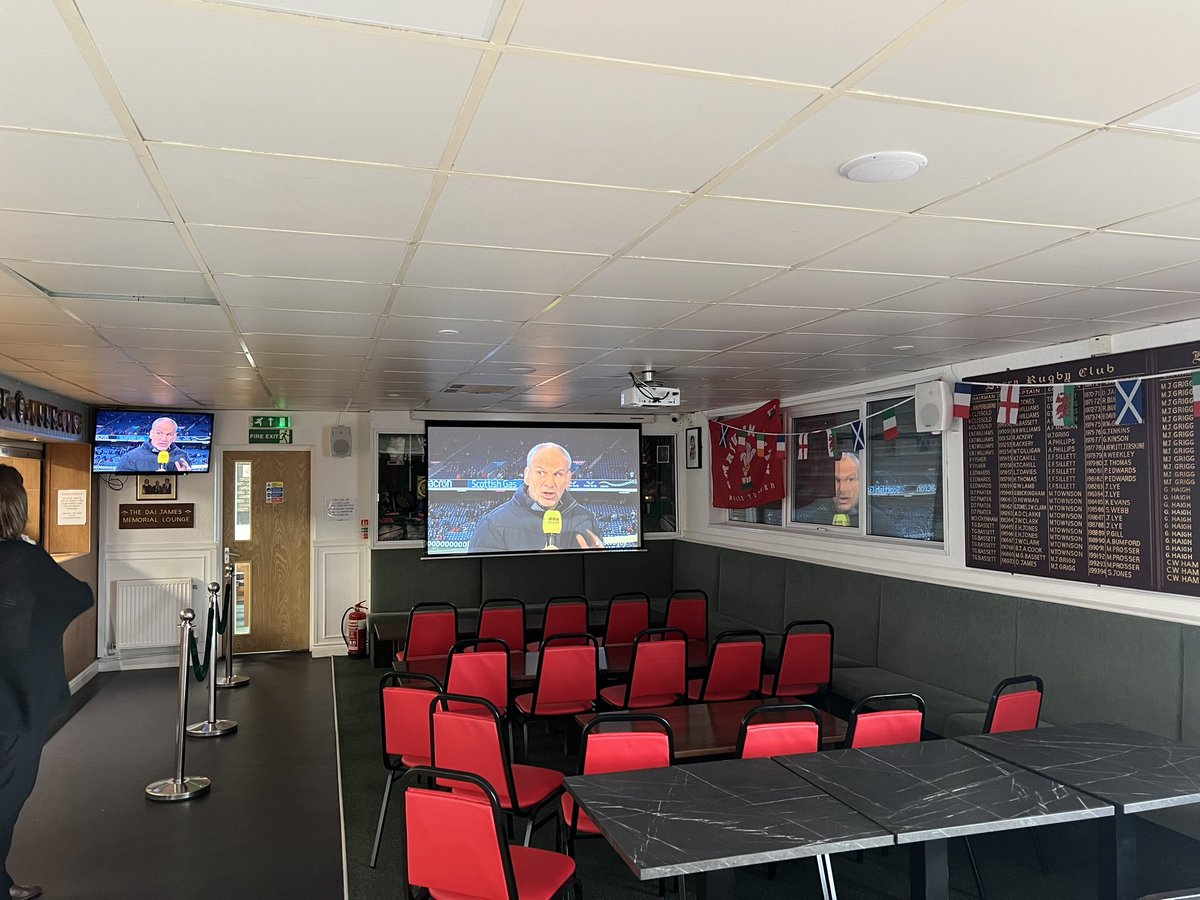 Barry RFC Mini & Juniors (@barrymandjrfc) on Twitter photo All set for <a href="/SixNationsRugby/">Guinness Men's Six Nations</a> round 2 <a href="/barry_rfc/">Barry 'Bombers' RFC</a> . Big screens, half time food. ๐ป ๐ฅง ๐ฅช All set for <a href="/SixNationsRugby/">Guinness Men's Six Nations</a> round 2 <a href="/barry_rfc/">Barry 'Bombers' RFC</a> . Big screens, half time food. ๐ป ๐ฅง ๐ฅช