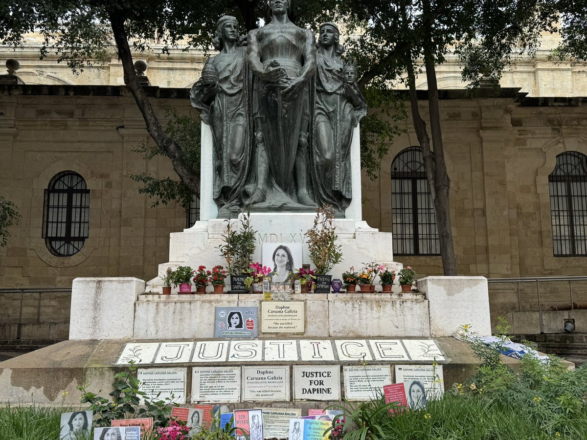 Daphne Caruana Galizia 🌹✊