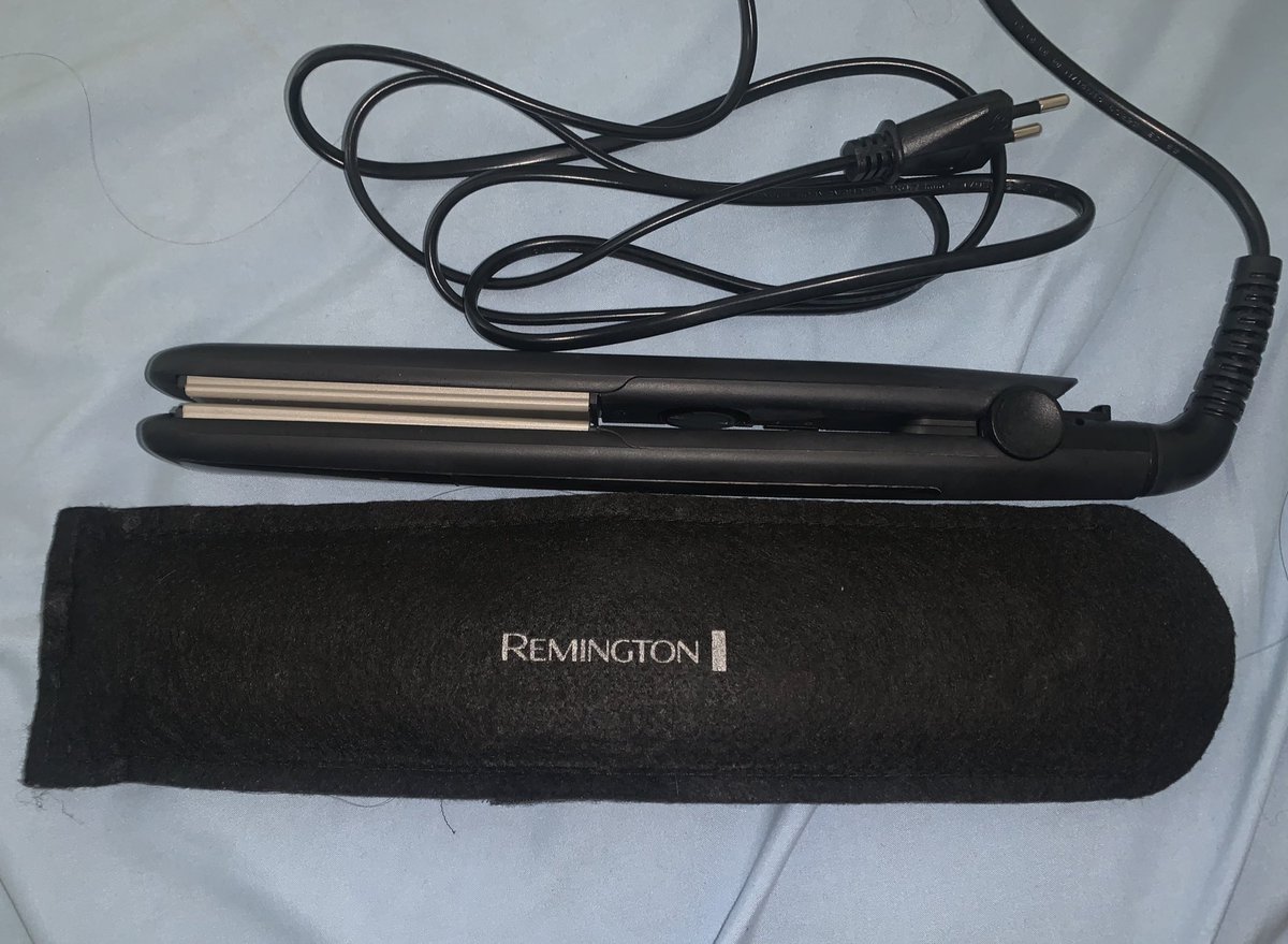 sannieeshine's tweet photo. WTS

Preloved
Catokan Remington S3500

price : 450.000

Dom. Malang https://t.co/qdCiqqEyNC
