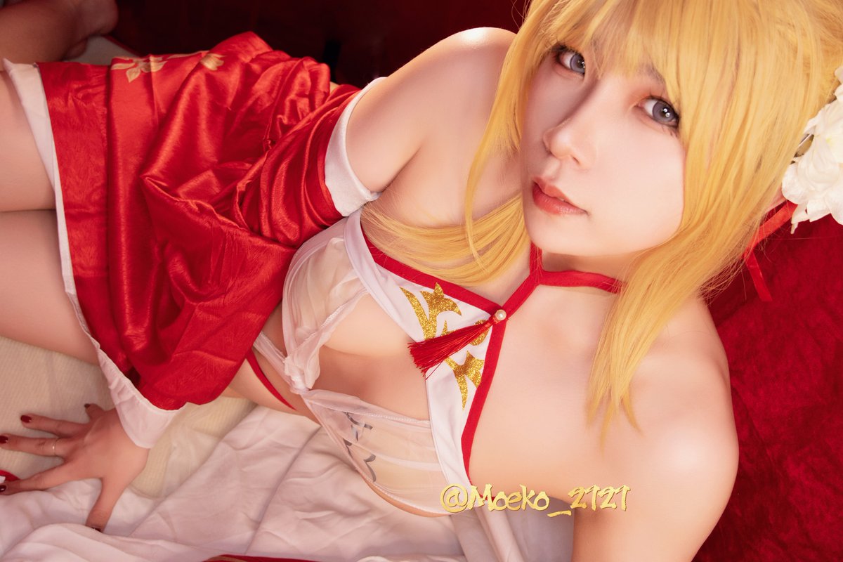 Happy New Year!
新年快乐！
 #アズールレーン #AzurLane