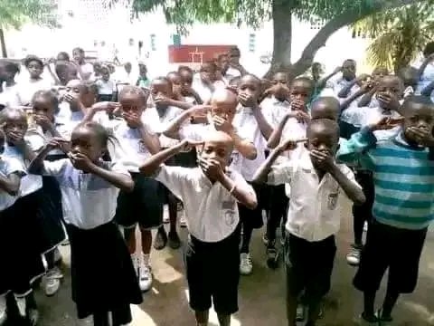 reagan_fayette's tweet photo. Jusqu'à a quand ????😭😭😭😭���🏽‍♂️🤦🏽‍♂️🇨🇩 https://t.co/XziRJZLTX8