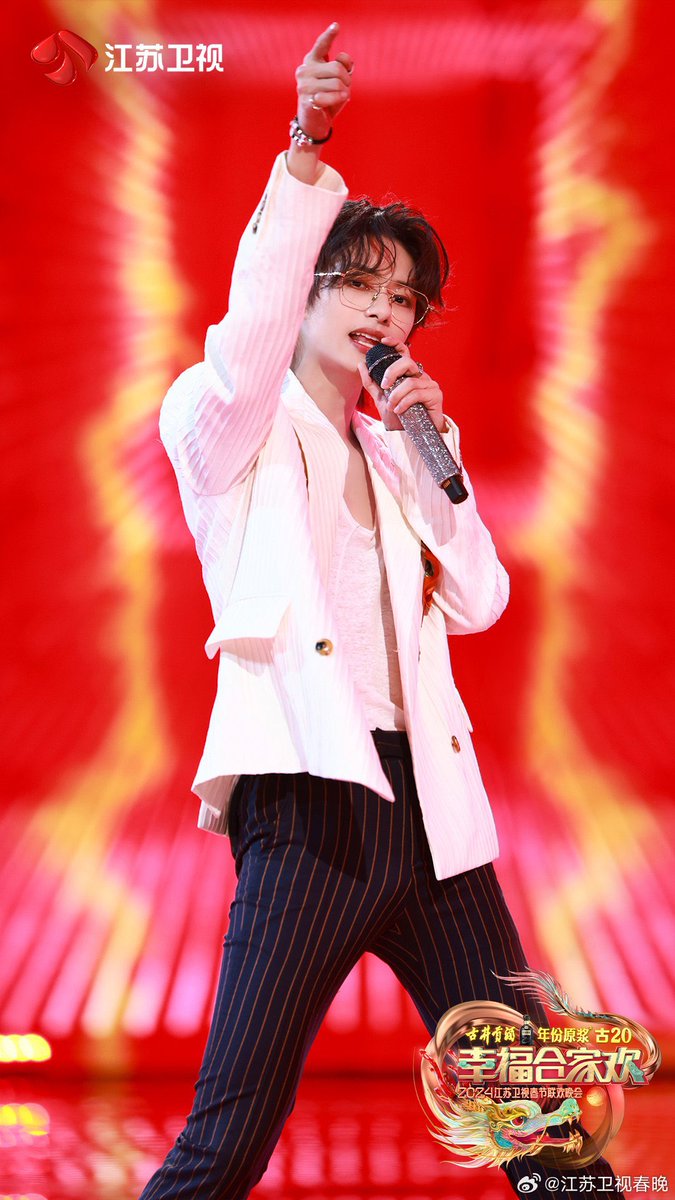 _MoonJuunHuui_'s tweet photo. おっと、 https://t.co/mdOoKdb1AM