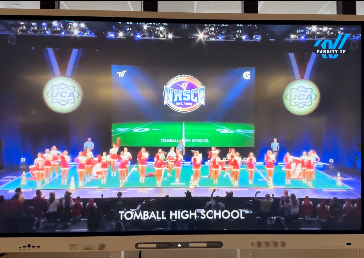 MJanezich's tweet photo. Way to go THS Cheer for killing it at Prelims yesterday and qualifying for Semifinals today!!! Go time is at 6:28pm tonight. LETS GO COOGS!!! ❤️📣💪🏻#ThePrideofTexas #THSCheer #ccc #weoverme https://t.co/Urr6SbmkuN