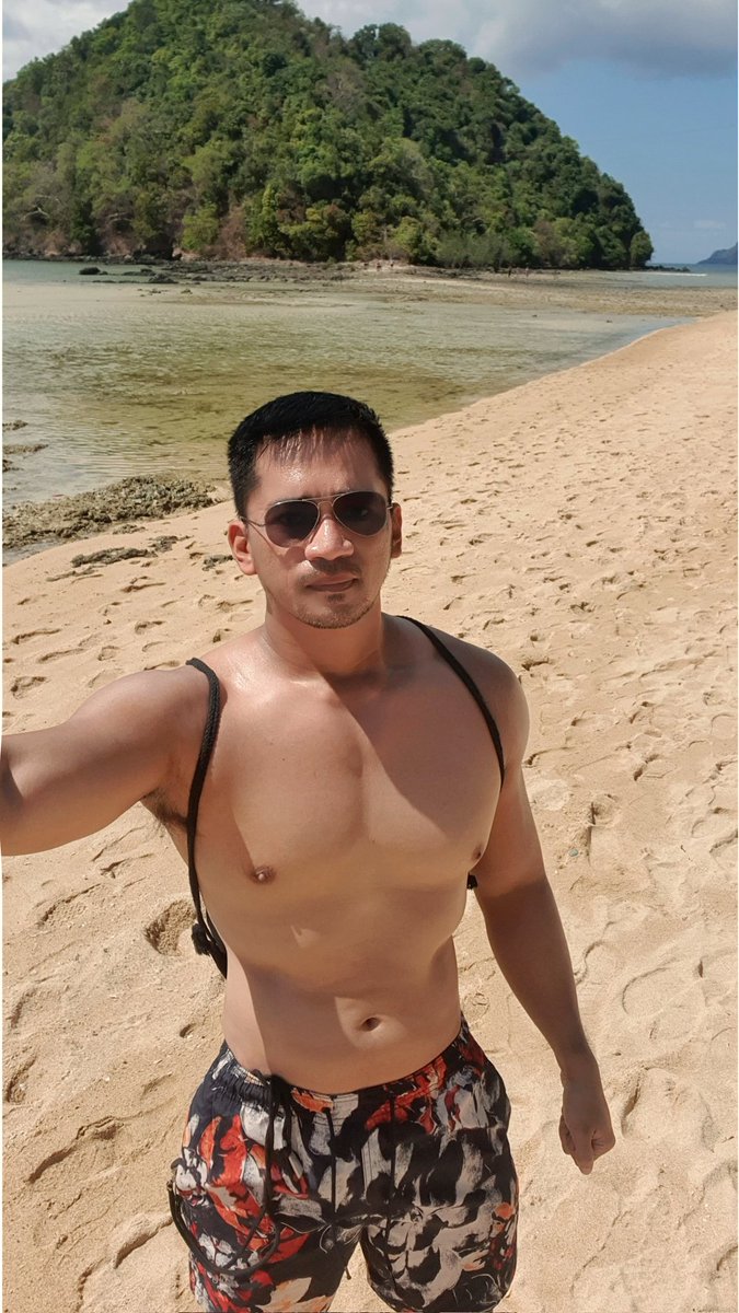 M0handes_'s tweet photo. Lost in paradise 🏝 https://t.co/4KjxMGeW4I
