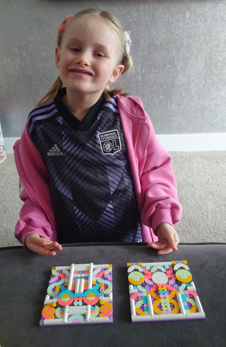 mduployen's tweet photo. Thought I'd share these beautiful symmetrical designs Ruby has been making with her Lego @ArchibaldFirst #AFScreative https://t.co/ew42sB92Fi