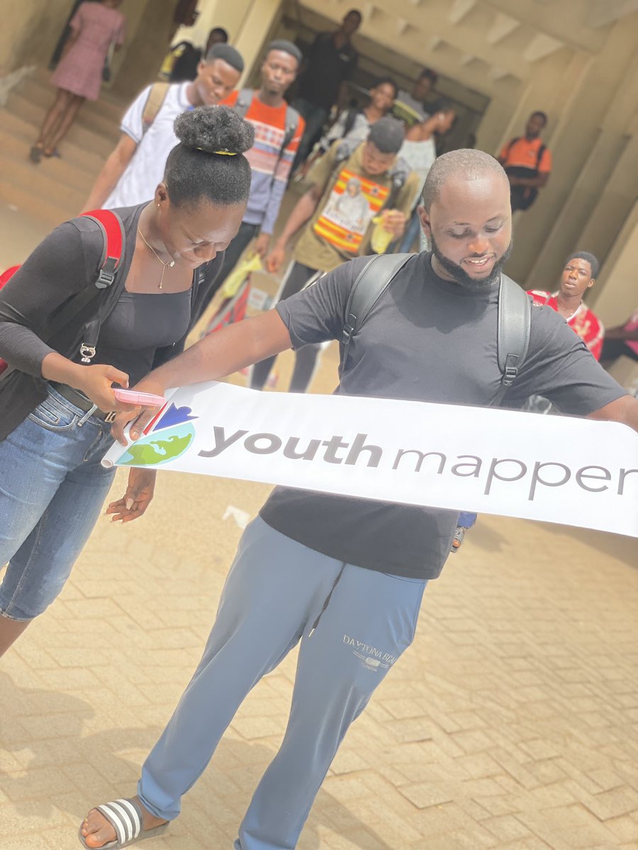 YouthmappersUCC's tweet image. In the month of love ❤️, everything else depict love 💗.And in this regard, @YouthmappersUCC had a #campusmapathon to show love by mapping our communities 🔥🔥🥺🙏✅
And the experiences were great 😊 and lovely mappy 😍🥰🔥
#wedontjustbuildmapswebuildmappers.