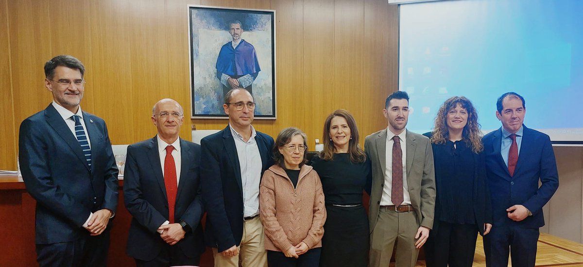 ImmunobioticLab's tweet photo. 🗓️09/02/2024
¡Nuestra más sincera enhorabuena al nuevo Doctor del grupo @jalbertomolti !! Excelente trabajo!🔬🧑‍🔬
Estamos muy orgullosos de ti!👏👏 https://t.co/cb5IfqjLjx