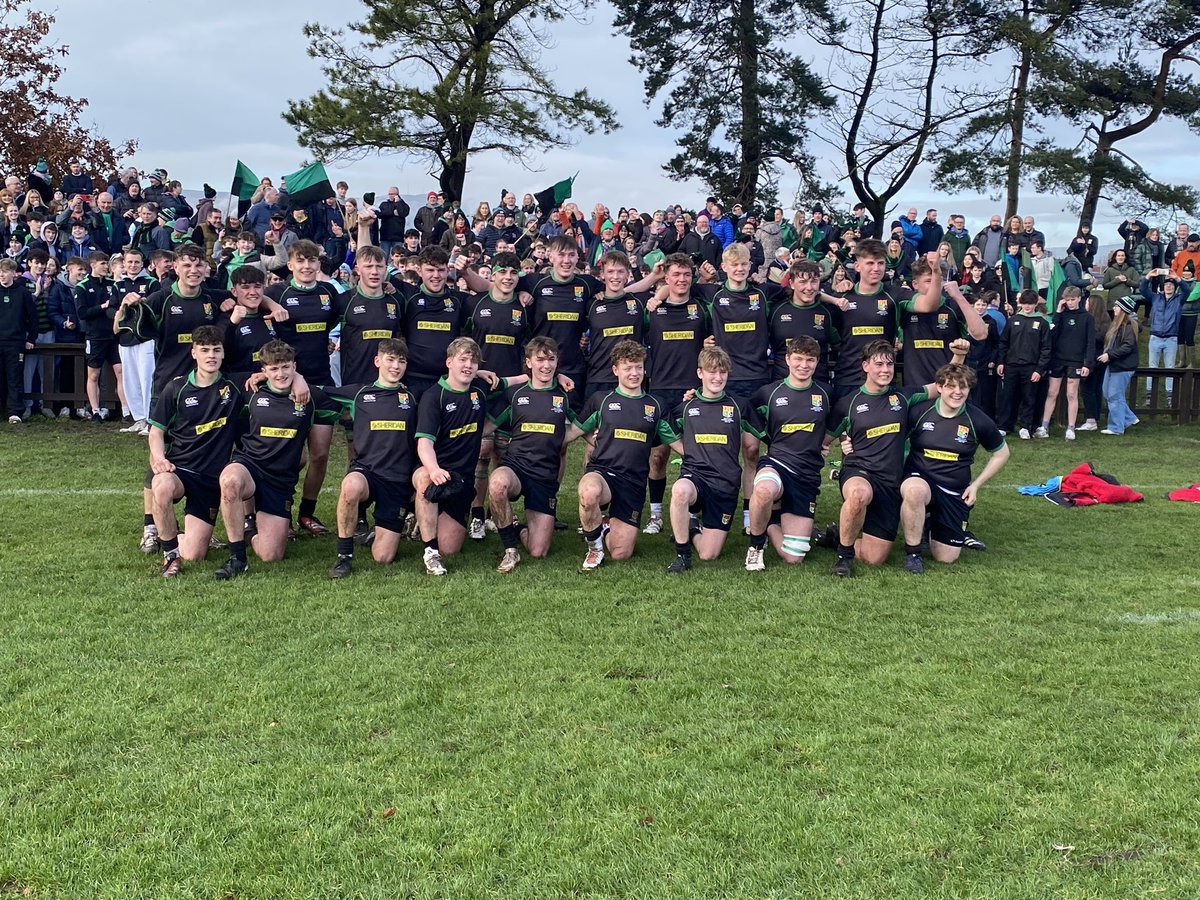 Great picture of the 1st XV squad from this morning’s Danske Bank Schools Cup quarter-final. SUS will face Ballymena Academy in the semi-final.
