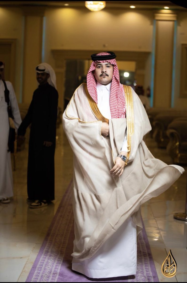 aslmaaannn's tweet photo. في ليلة ملؤها الفرح
والسرور
وبحضور لفيف من الأعيان والوجهاء والأقارب
احتفلنا بزفاف ابن العم/
عبدالرحمن بن فهد بن عبدالرحمن بن سفر
في
بلدة حداء 
20 / 7 / 1445 هـ https://t.co/0k5yoigAA4
