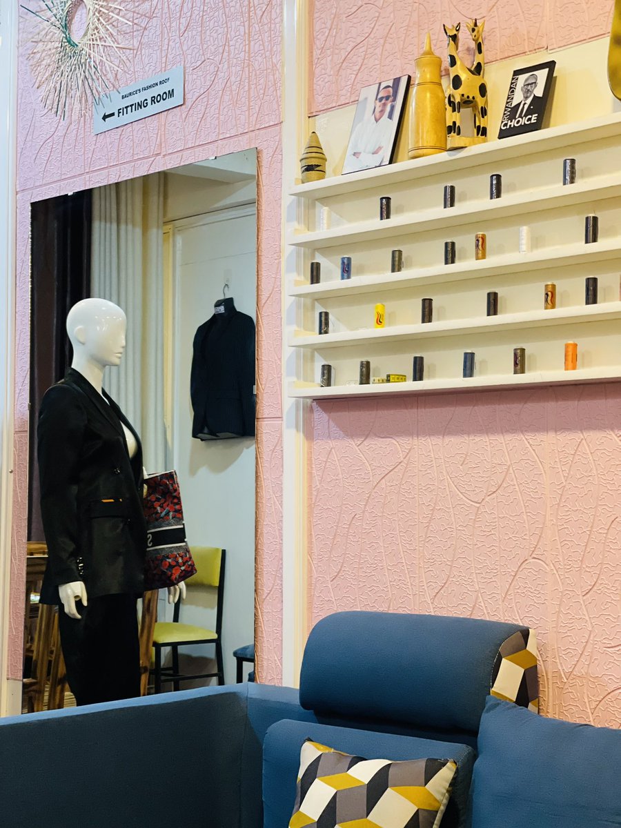 Baurice4Ever's tweet photo. Just to make it easier for you. Let us drop our location here - Kisiment in Ikaze house. B03 near Of Equity bank. Have a blessed evening โค๏ธ๐#5yearsInTheGame. #5yearsoftrust #Kigali #Fashionislife. https://t.co/8TbmNLNOhh