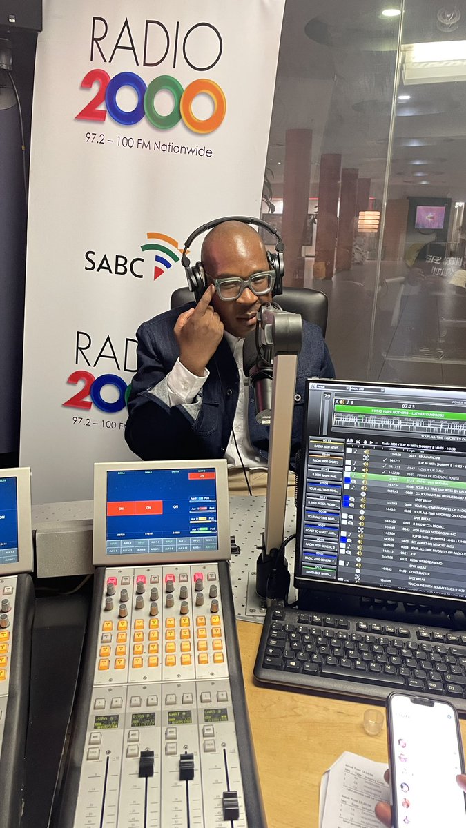 Tolo kaNogwandla tweet media