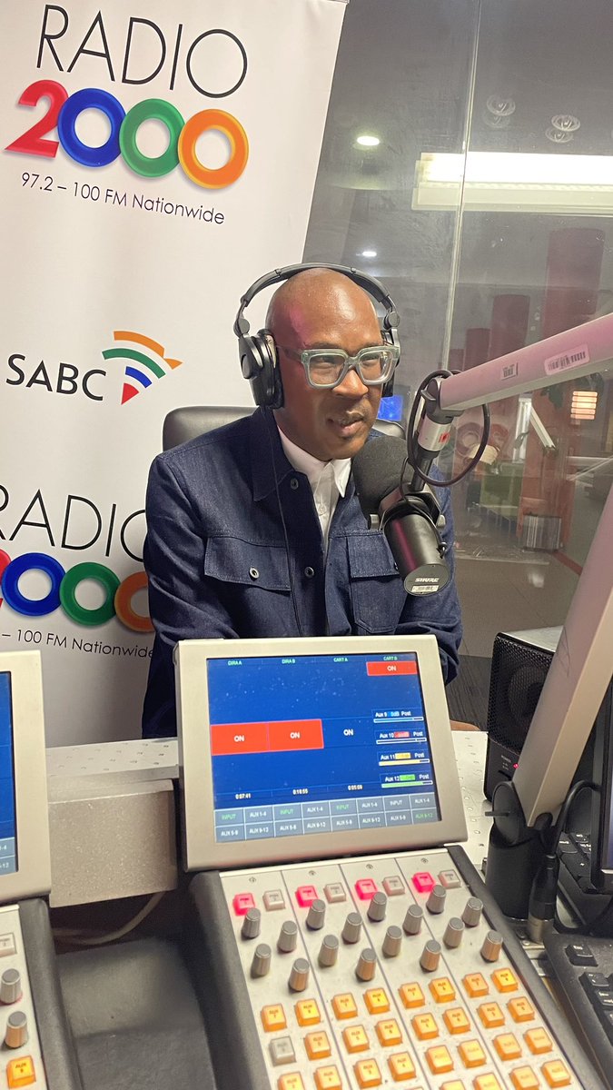 Tolo kaNogwandla tweet media