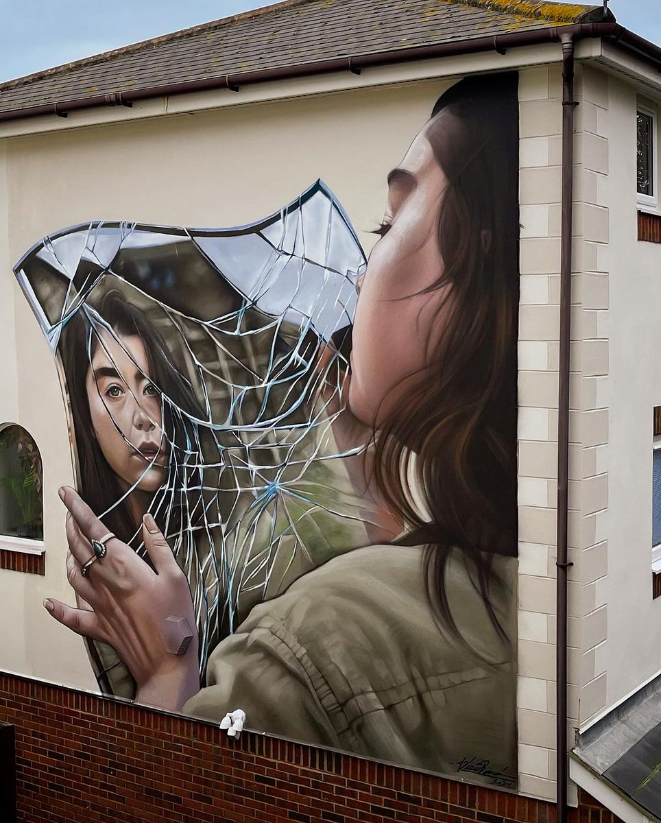 brababella's tweet photo. #Streetart by #LiamBononi @ #Portsmouth, UK, for #LOOKUPPortsmouth
More pics at: https://t.co/MjjDRnvHK7
#streetartPortsmouth #streetartuk #ukstreetart #arteurbana #urbanart #murals #muralism #contemporaryart #artecontemporanea https://t.co/xGfUATB1aV