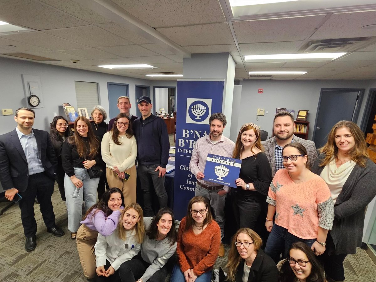 Alums for Campus Fairness (@campusfairness) on Twitter photo This week, leaders of our ACF-Hunter College chapter, ACF's Trey Meehan, and alumni members of <a href="/AEPi/">Alpha Epsilon Pi IHQ</a> and <a href="/AEPhi/">Alpha Epsilon Phi</a> heard Eden Gefner’s story about her life on Kibbutz Re’im before, during, and after October 7. Hosted by <a href="/BnaiBrith/">B'nai B'rith Intl.</a>, ACF is honored to have bore witness to Eden's This week, leaders of our ACF-Hunter College chapter, ACF's Trey Meehan, and alumni members of <a href="/AEPi/">Alpha Epsilon Pi IHQ</a> and <a href="/AEPhi/">Alpha Epsilon Phi</a> heard Eden Gefner’s story about her life on Kibbutz Re’im before, during, and after October 7. Hosted by <a href="/BnaiBrith/">B'nai B'rith Intl.</a>, ACF is honored to have bore witness to Eden's