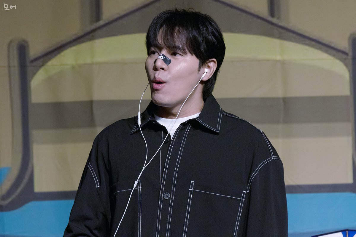 240204 이규형 1st 팬싸인회

무슨 일진이 일케 귀여워

#이규형