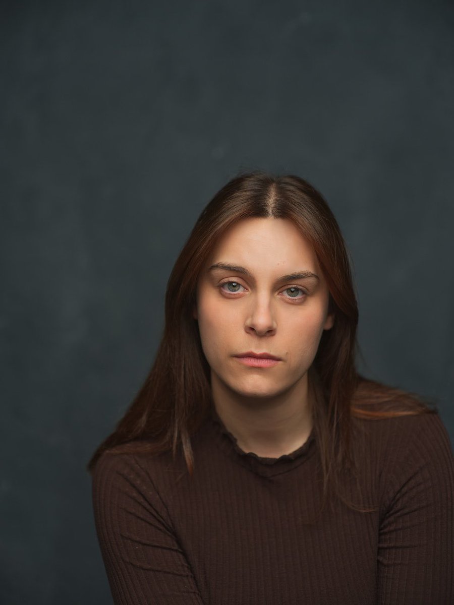 Laura Castle tweet media