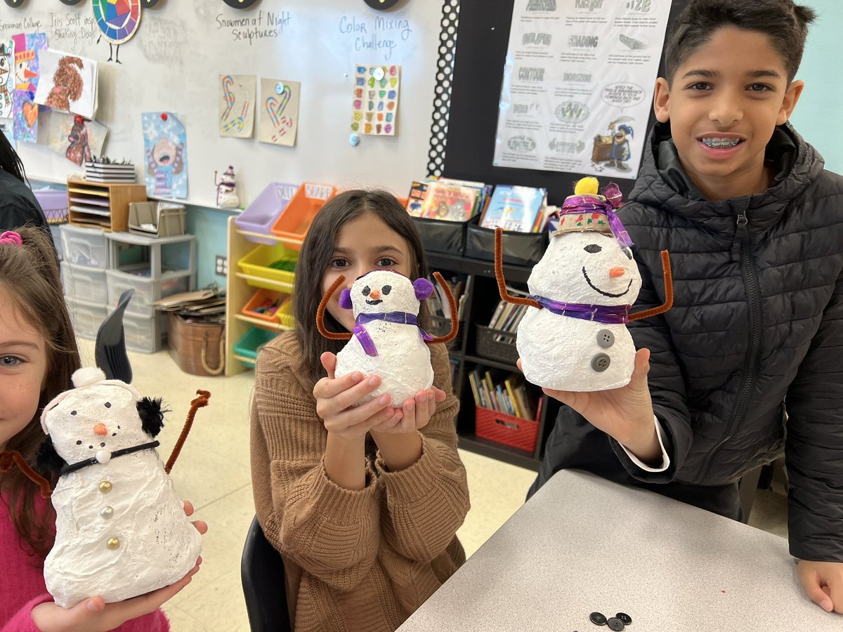 MrsSims7's tweet image. Fourth Grade Snowman Sculptures! @RiverRidgeElem