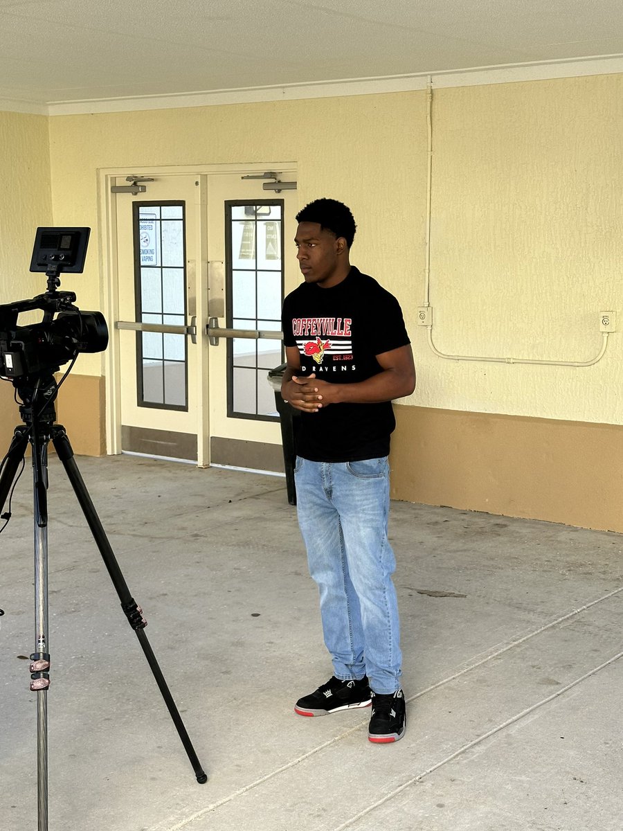 Signed <a href="/Red_Raven_FB/">Coffeyville Football</a> <a href="/OcalaPreps/">Ocala Preps</a> @CoachBrantleyTC <a href="/CoachYoung34/">SYoung</a> ⚪️🔴