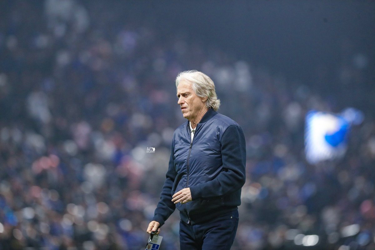 MnbrAlhilal's tweet photo. 🚨🎙️ جيسوس:

"تمرين اليوم في ملعبنا مفتوح للجماهير." https://t.co/DZ7ydHvmR3