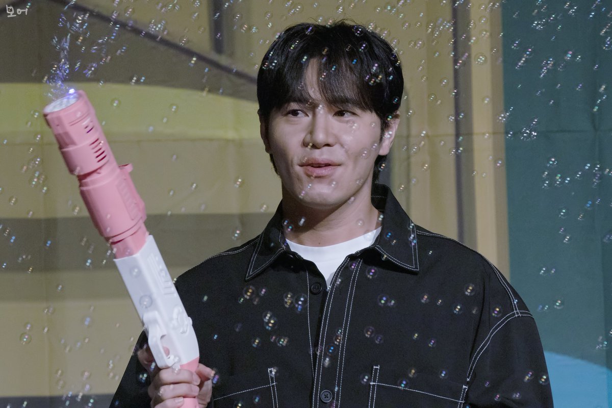 240204 이규형 1st 팬싸인회

초딩 4학년 짱뀨

#이규형