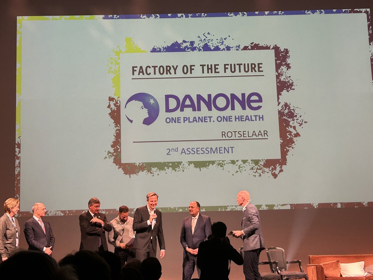 Henk Dejonckheere (@hdejonckheere) on Twitter photo Focus op Talent bij de bekendmaking van de nieuwe #FactoriesoftheFuture 2024.
Proficiat <a href="/Alpro/">Alpro</a> <a href="/Cargill/">Cargill</a> <a href="/Danone_Be/">Danone_Belgium</a>
<a href="/NadiaLapage/">Nadia Lapage</a>
<a href="/fevia_be/">Fevia</a> <a href="/FlandersFOOD/">Flanders' FOOD</a> <a href="/AlimentoGroep/">Alimento Groep</a> Focus op Talent bij de bekendmaking van de nieuwe #FactoriesoftheFuture 2024.
Proficiat <a href="/Alpro/">Alpro</a> <a href="/Cargill/">Cargill</a> <a href="/Danone_Be/">Danone_Belgium</a>
<a href="/NadiaLapage/">Nadia Lapage</a>
<a href="/fevia_be/">Fevia</a> <a href="/FlandersFOOD/">Flanders' FOOD</a> <a href="/AlimentoGroep/">Alimento Groep</a>