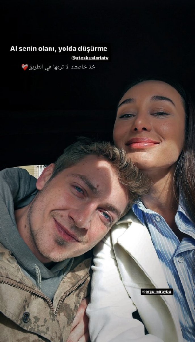 Barbar öğrenci olmayan bir sokak kızına aşıktı ama umrunda değildi çünkü o onu seviyordu ve o da umurunda değildi.Onları ayıran kültürel engel veya buna benzer bir şey görmedik.Şimdi Sarah bir sokak çocuğunu seviyordu Neden onlar için de durum aynı değil? #ateşkuşları #sarzıp