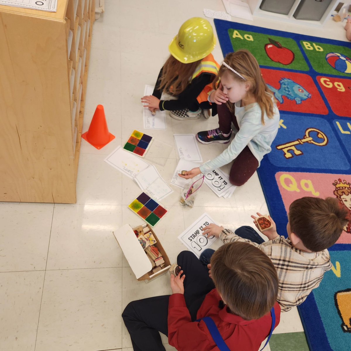 Building our way to 100 with our 100th day rotations! Round 4 #wsdlearns #wearewentzville #gtegators