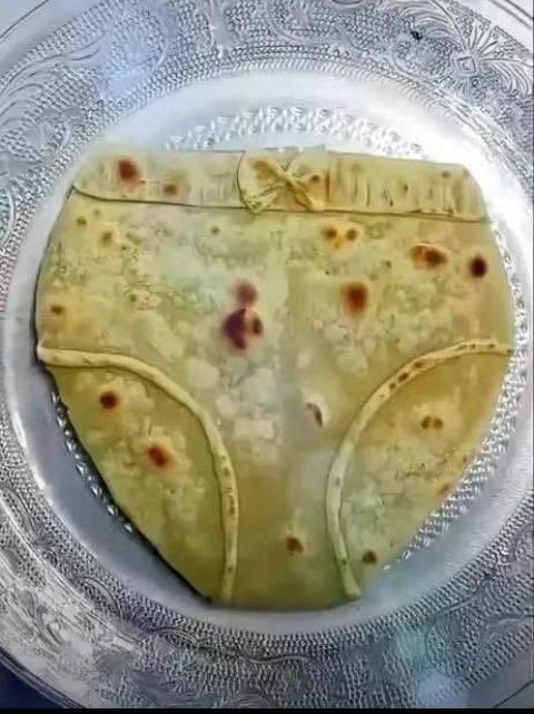 KakwenzaRukira's tweet image. Alhaj @MosesMagogo’s valentines gift for his half-bleached mabaati thief @AnitahAmong