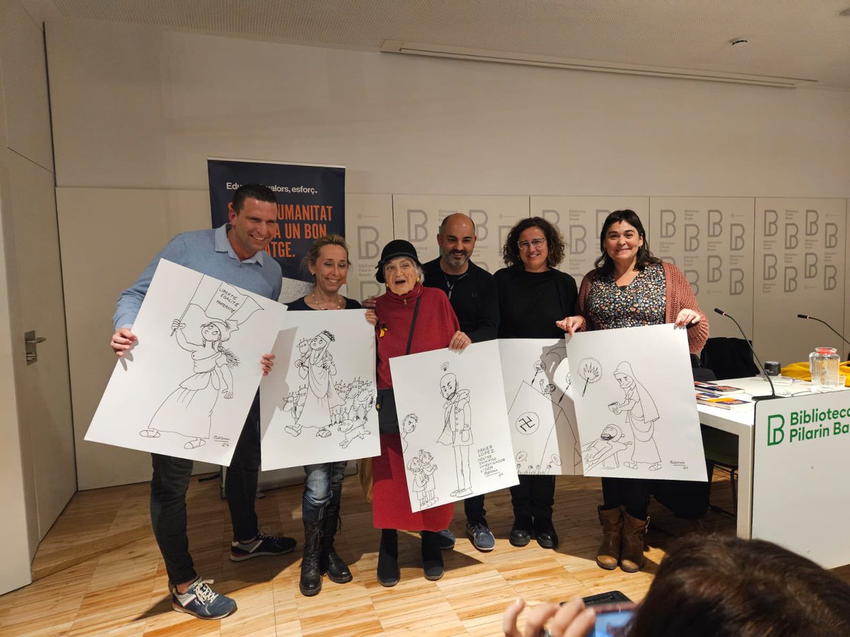 🗣️Gent valenta i #LideratgesValents ahir a la Biblioteca <a href="/PilarinBayes/">Biblioteca Pilarin Bayés</a> de Vic en companyia del bo i millor de la #CatalunyaCentral per celebrar el llibre d’en <a href="/xlopez80/">Xavier López</a> 📚