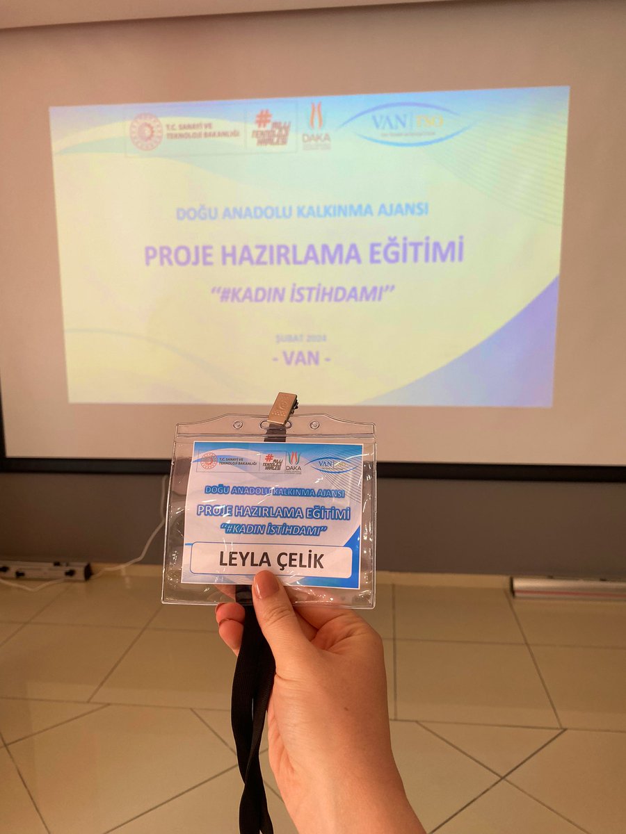 Kadını ilgilendiren her başlıkta varız dedik ve kaç gündür de şöyle bir eğitimdeyiz 🍀🩵
#kadınistihdamı 
<a href="/dakasogip/">dakasogip</a> <a href="/TC_DAKA/">DAKA</a>