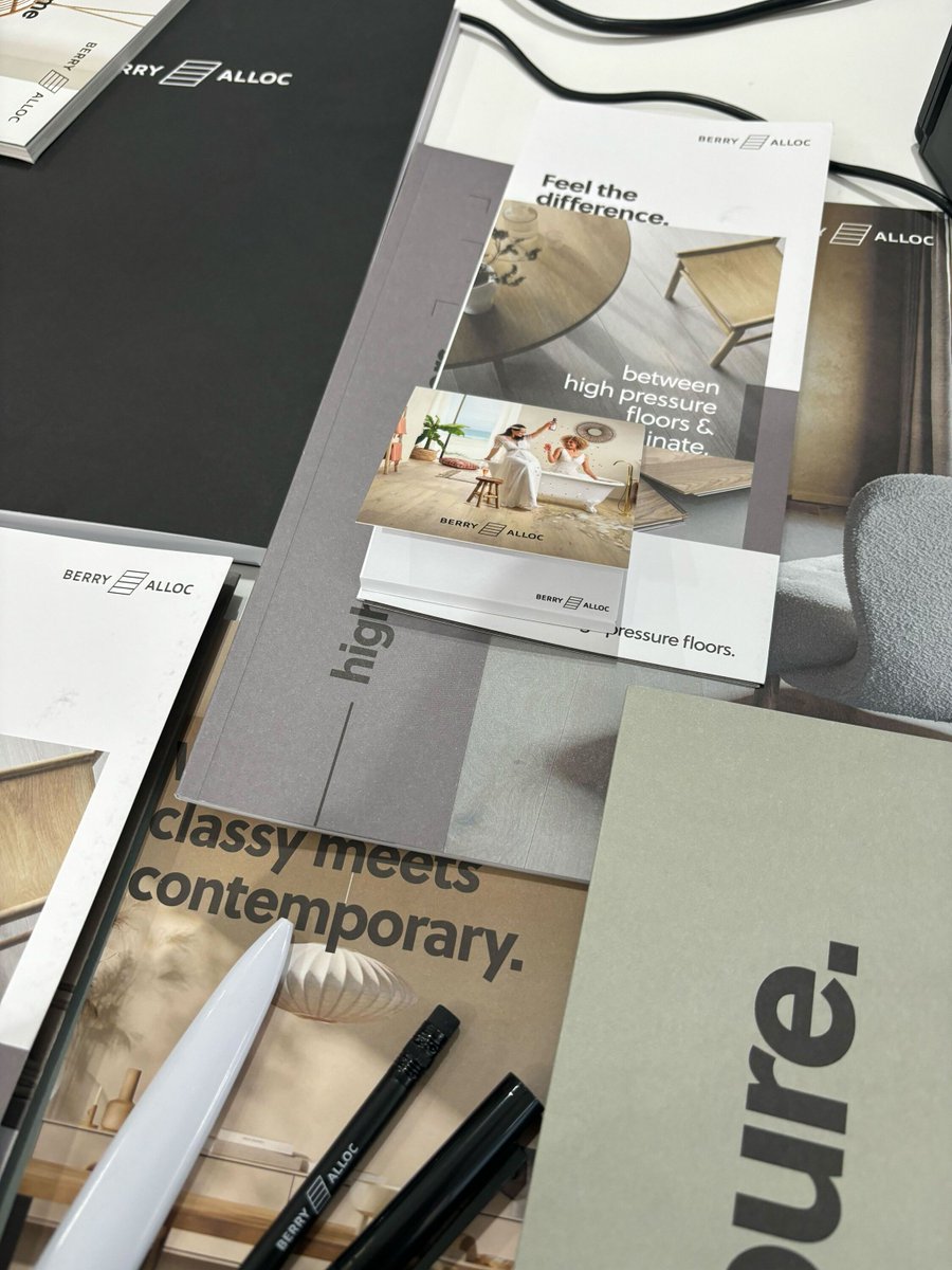 dctuk's tweet photo. Today in our London showroom we were joined by Richard from Berry Alloc to discuss their fantastic and innovative products🤩
Thank you for the freebies💪
@BerryAlloc
#DCTUK #LondonShowroom #BerryAlloc #Flooring #Design #RichardComboy https://t.co/U1QnqAy5hp