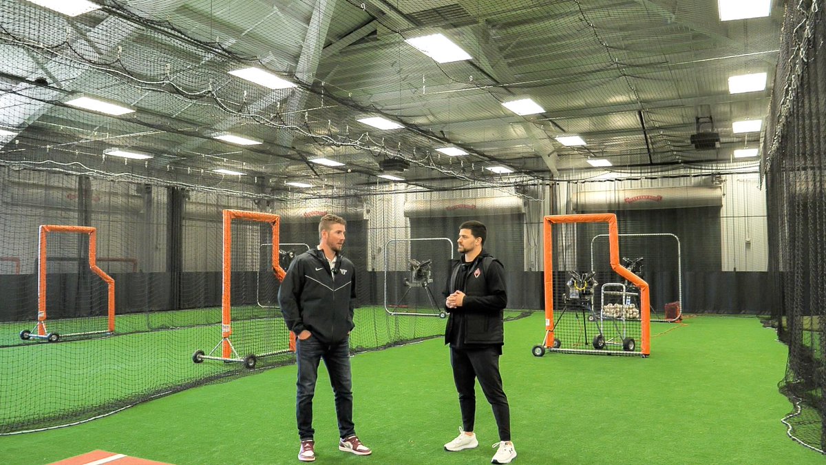 Backside Groundballs Media tweet media