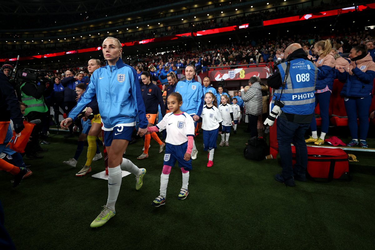 Wembley Stadium tweet media