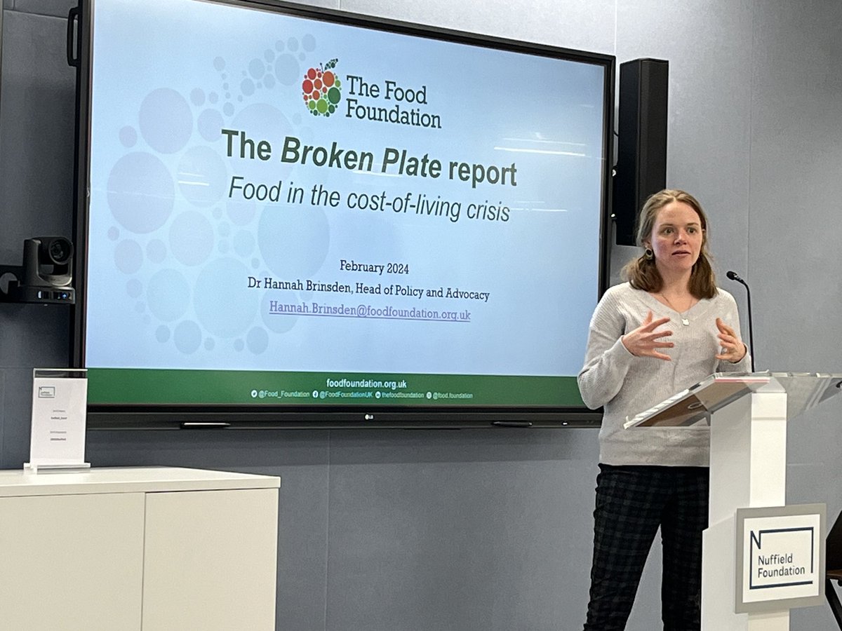 📊 Our Head of Policy and Advocacy @hannahbrins presenting key findings from our latest #BrokenPlate report at @NuffieldFound 

She was speaking about the impact the #foodsystem and #CostOfLivingCrisis is having on children's diets. 

Our report: bit.ly/43TmVlb