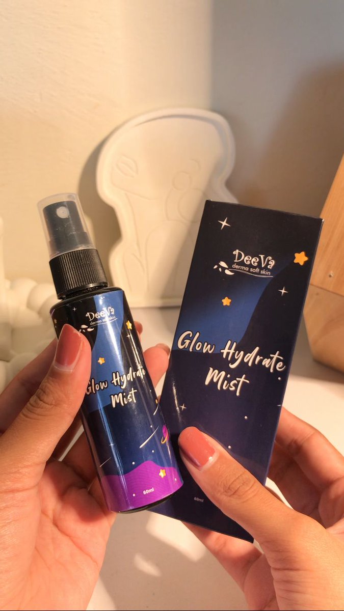 anitahndynti's tweet photo. Makeup stay flawless cuma butuh satu produk yaitu glow hydrate mist from @Deevacenter bikin kulit jadi glowing 🫧💘

 #itsaboutdeeva #deevaangels https://t.co/6TwTCs4EAf