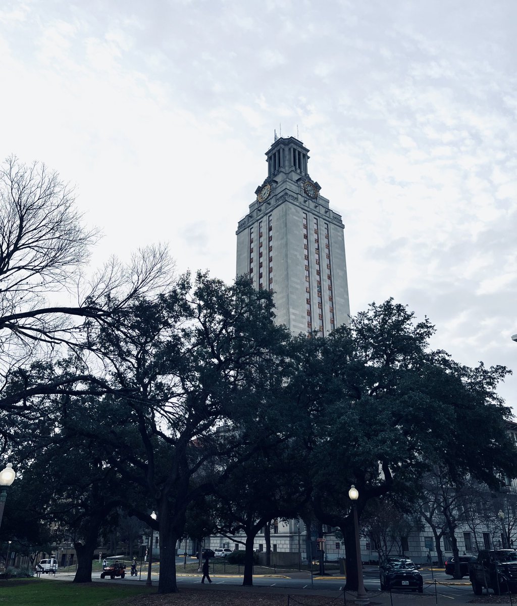 Enjoy this beautiful spring morning on the Forty — our favorite place in the entire world 📍🌎 🤘 #YouAreHere #YouDoYou #YouChangeTheWorld #LivingTheLonghornLife #MakeItYourTexas